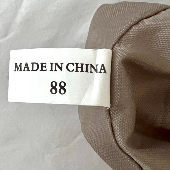 Bueno Gold Matte Metallic Bucket Bag with Scrunch Snap Opening, EC! - Picture 13 of 13